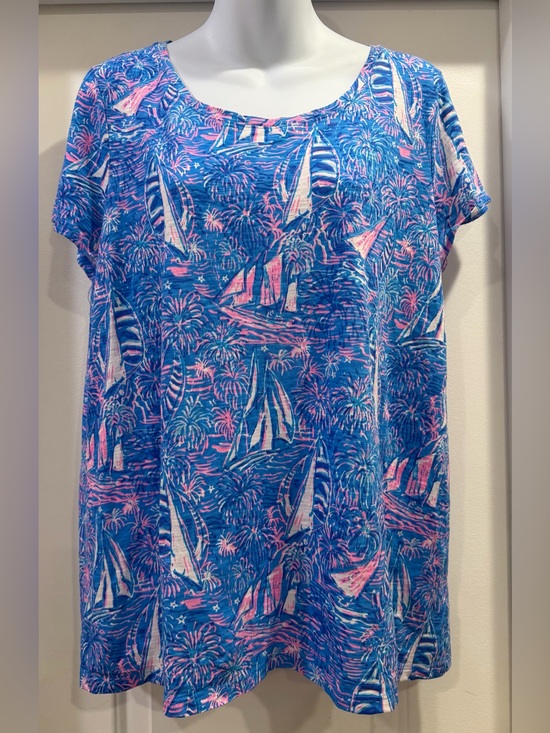 Lilly Pulitzer Tops - Lilly Pulitzer Boca Blue It's A Sailabration Large T-Shirt Top Sailboats ⛵️
